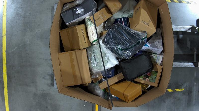 TRUCKLOAD of AMZ Smalls/Mediums - Rapid Electric Stapler, Delta Tub & Shower Trim, Creality 3D Scanner