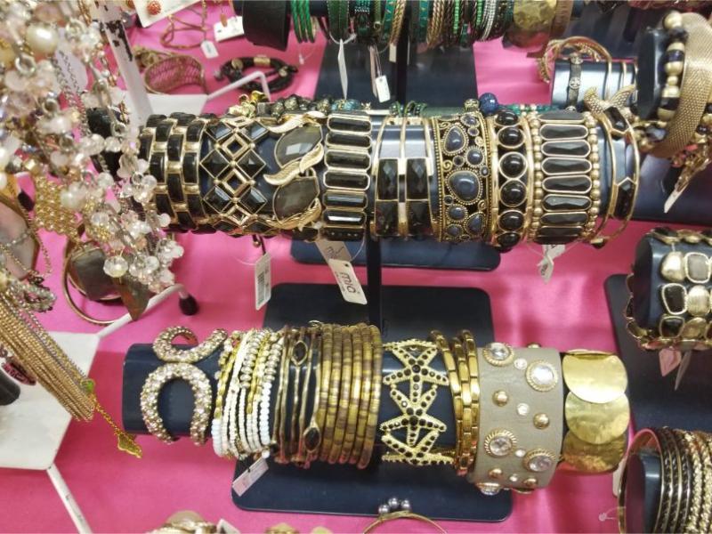 200 Massive Jewelry Overstock Blowout Stunning Pieces