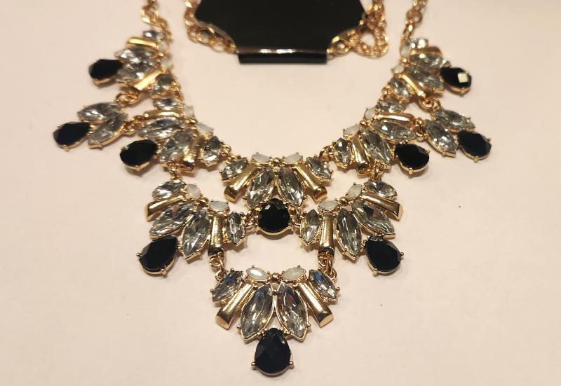 200 Massive Jewelry Overstock Blowout Stunning Pieces