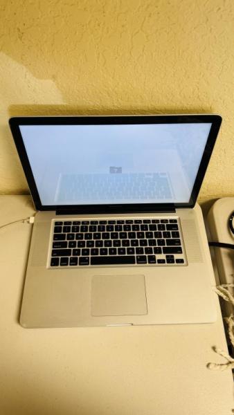 Apple MacBook Pro, 13 units