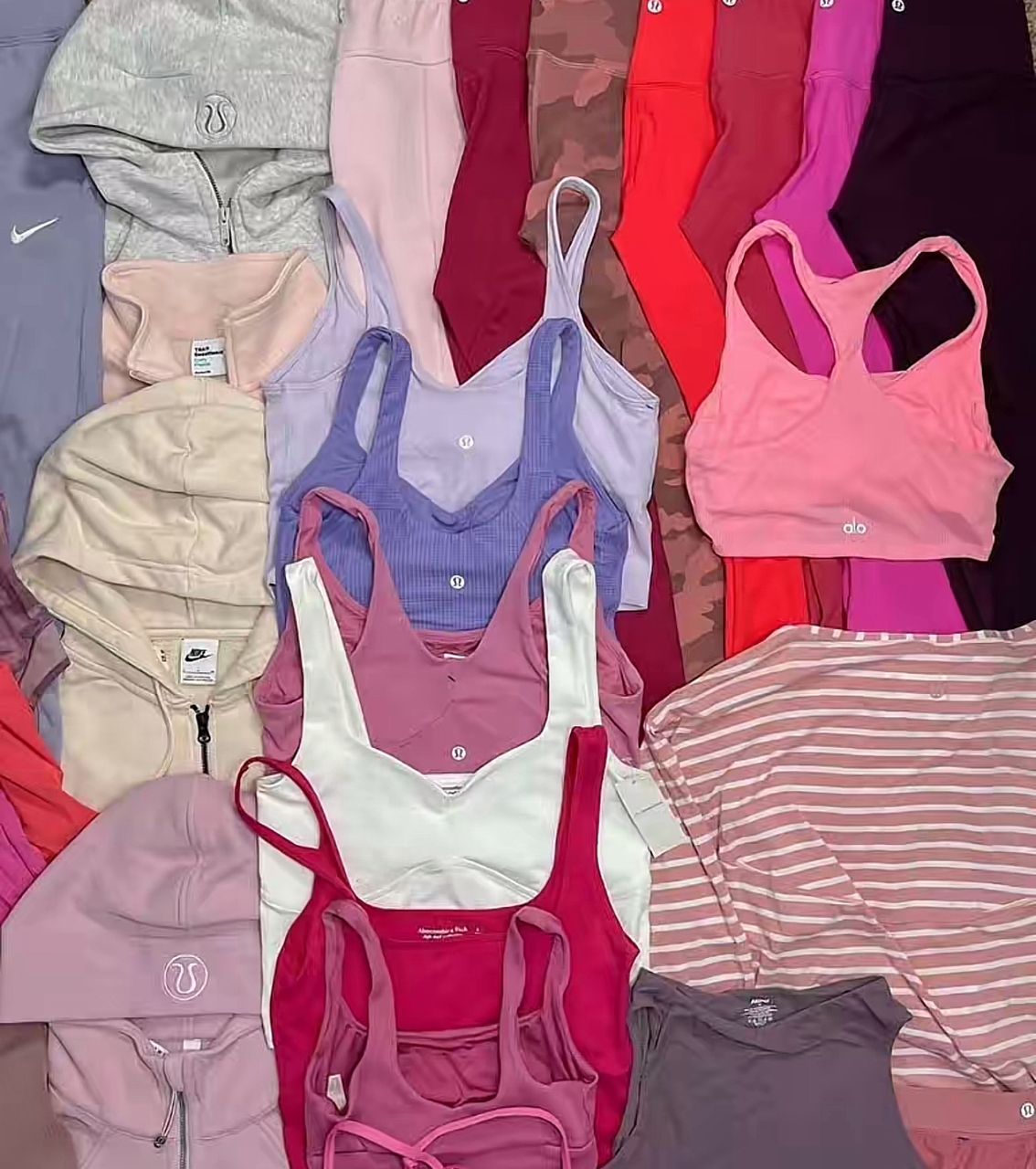Mixed Lot of Lululemon Apparel & Accessories – Women’s & Men’s