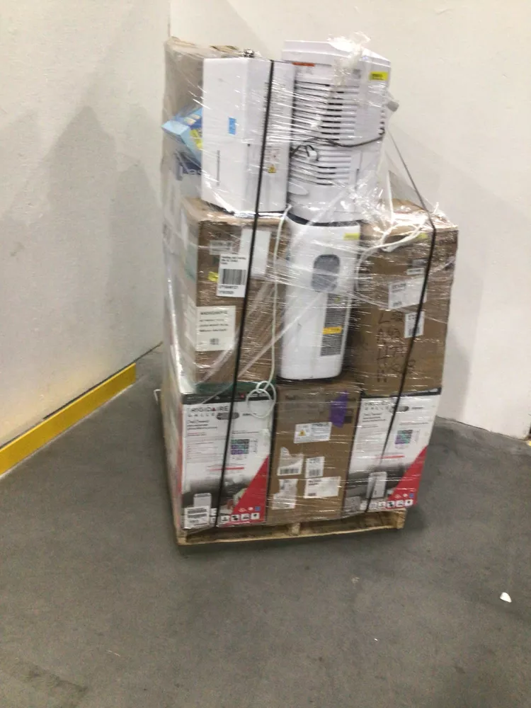 Truckload - 24 Pallets - 682 Pcs - Humidifiers / De-Humidifiers, Accessories, Fans - Mixed Conditions - Major Retailer - WH1T17